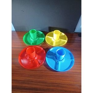 Vintage Plastic Plas-Tex 8 Piece Set Picnic Plates, Cups Los Angeles CA USA